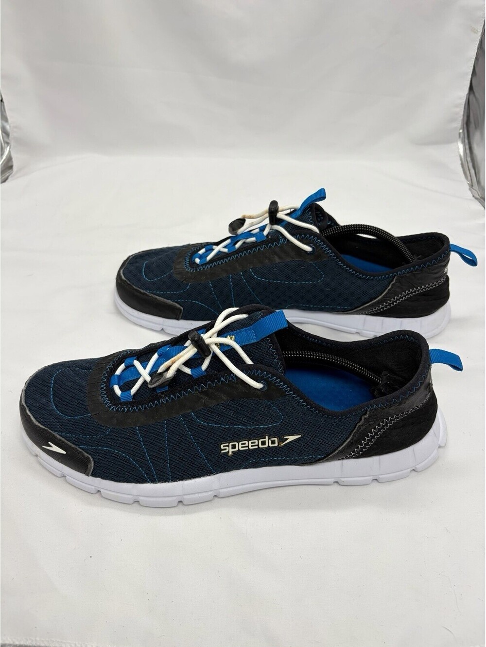 Speedo Men's Blue Sneakers 10749 Size 13 Extremely Lightweight Stylish.